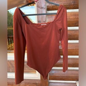 Aritzia | Babaton Contour Square Neck Bodysuit